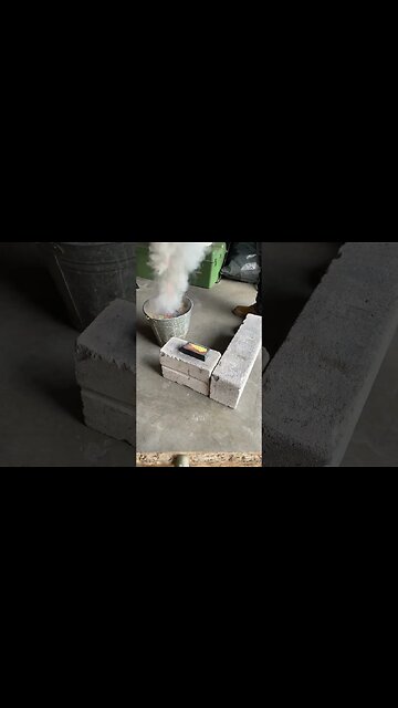 😱Molten Brass VS orbeez😱 #orbeez #brass #metalcasting #melting