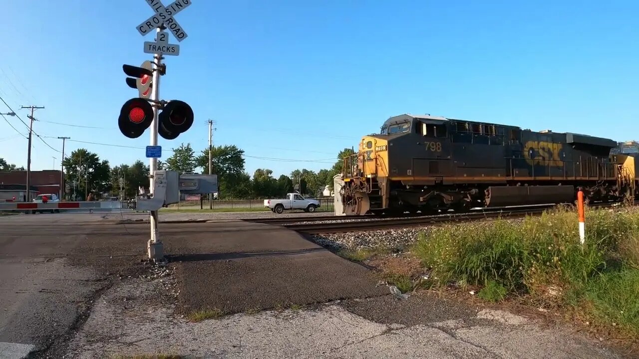 CSX Intermodal Heading Into The Sunset Fostoria Ohio Train Horn #train #railfan #trainhorn #asmr