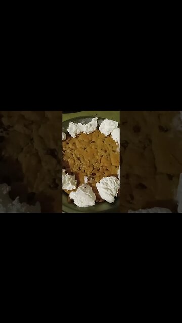 cookie pie with whipped cream