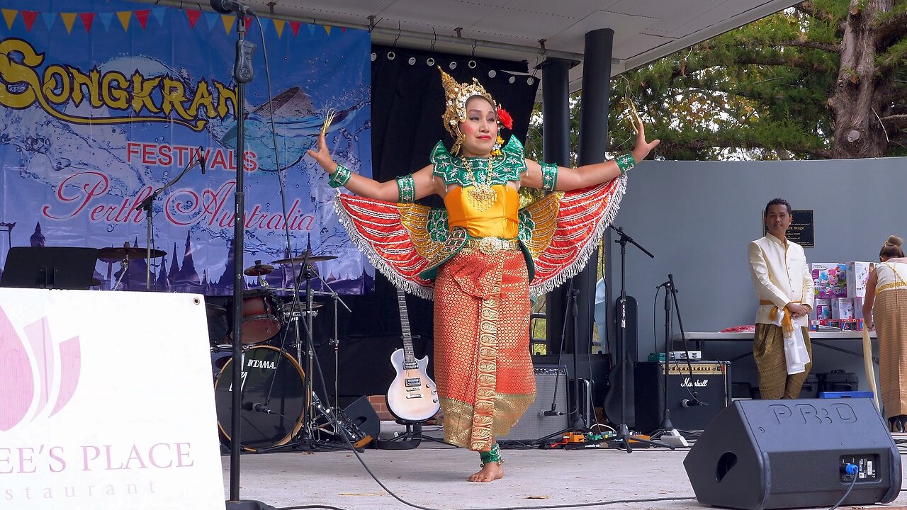 Stunning Thai Traditional Dance Happy Songkran Festival Perth Australia