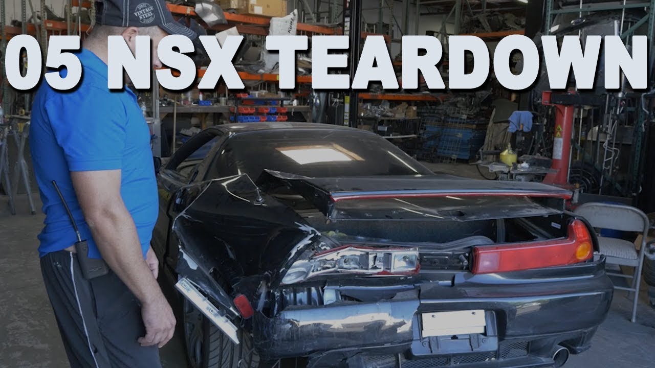 How to Remove a Smashed Rear End on a Acura NSX