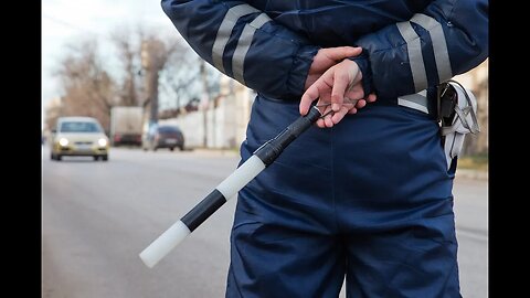 ГИБДДешника составившего левый протокол возможно подозревают по трём уголовным статьям 292, 286, 303