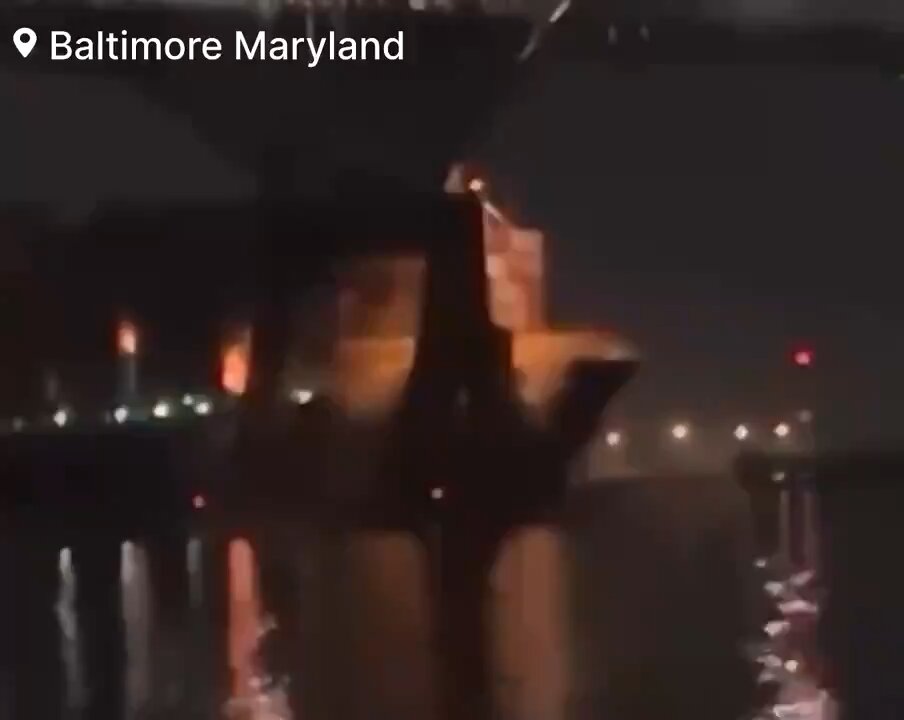 Bridge falling￼