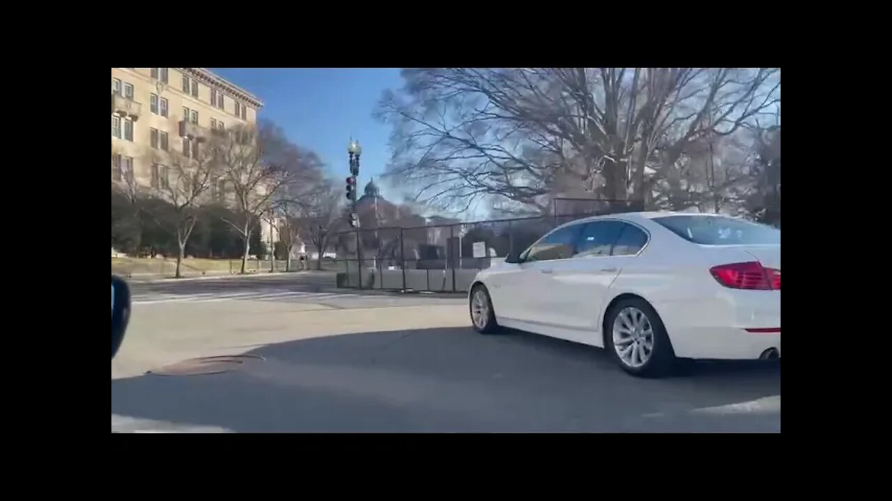 2/27/22 Richard Citizen Journalist in DC-Video 3-Better Look at Fencing All Around the Capitol Area