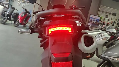 The HONDA CRF 190L Has This Killer Feature - Illuminated Mini Adventure Bike!