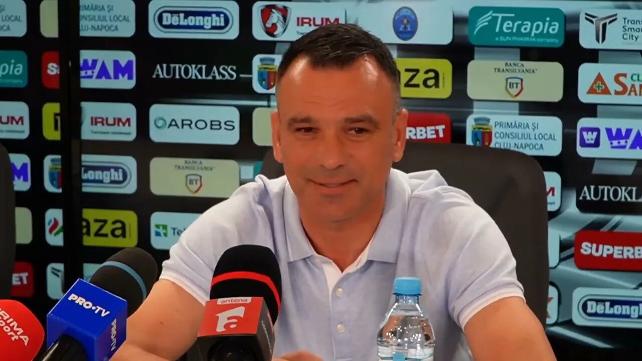 Petrea, succesorul lui Sabău la ”U” Cluj. Planul fostului antrenor de la FCSB