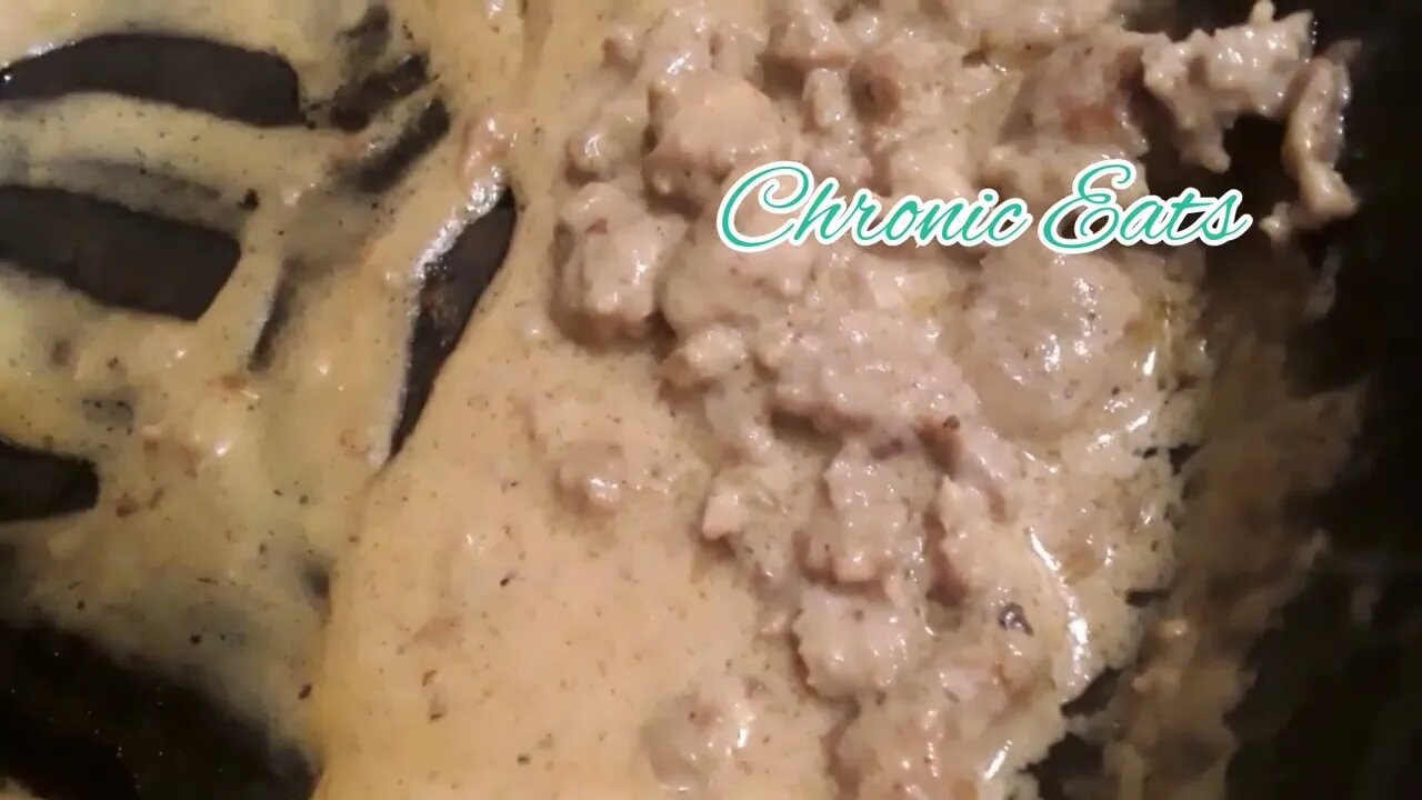 Before....after biscuits & gravy | @Chronic Eats on IGπ³πΊπΈπ #shorts #biscuitsandgravy #breakfast