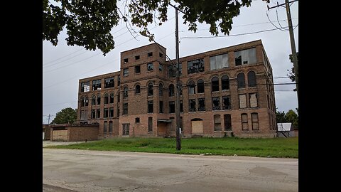 Exploring the Abandoned Testors Model Paint Factory | Rockford Illinois September 2019