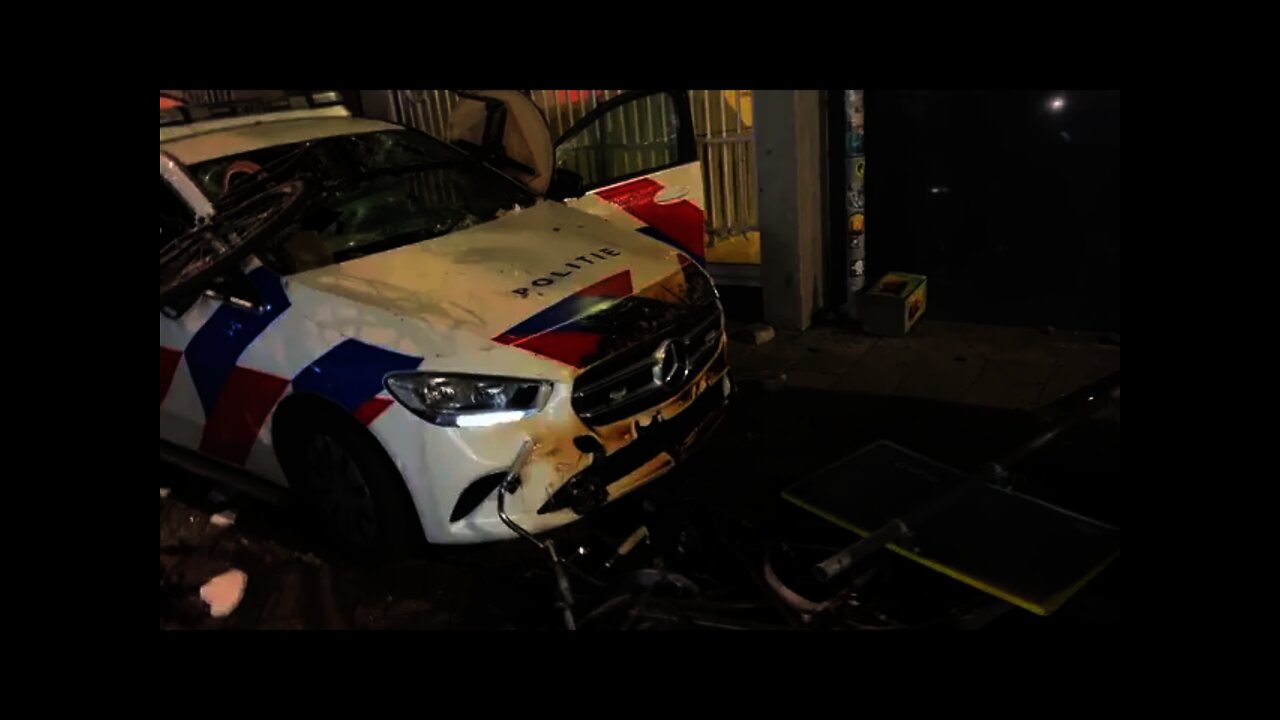 4 POLICE Cars Destroyed In Rotterdam, Netherlands In Protest Against Mandates