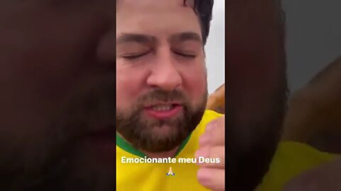 Indio Patriota orando pelo Brasil