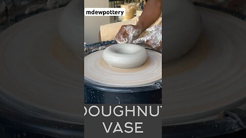 Handmade pottery #pottery #ceramic #handmadeceramics #ceramics #studiopottery #ceramicsart #pottery