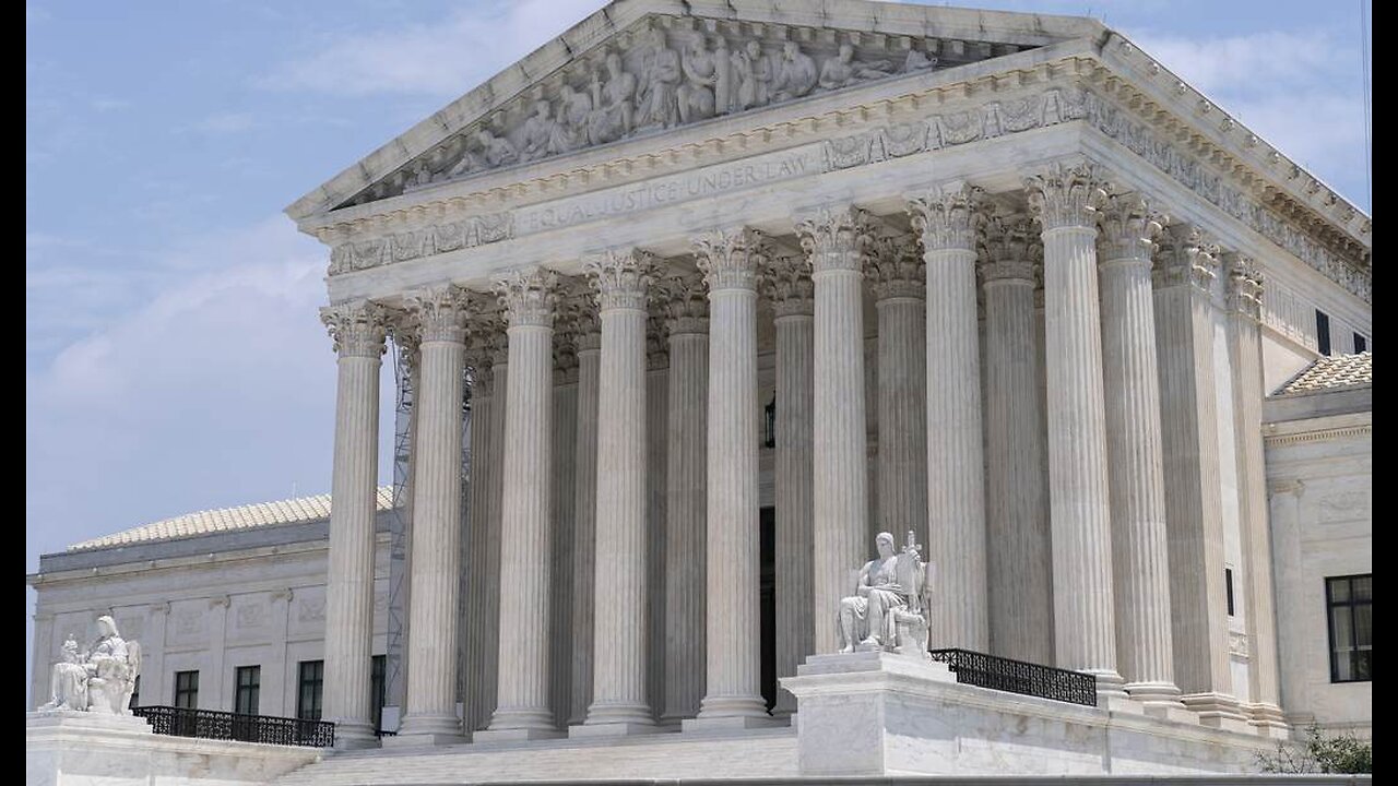 Supreme Court Places Texas Immigration Law on Hold