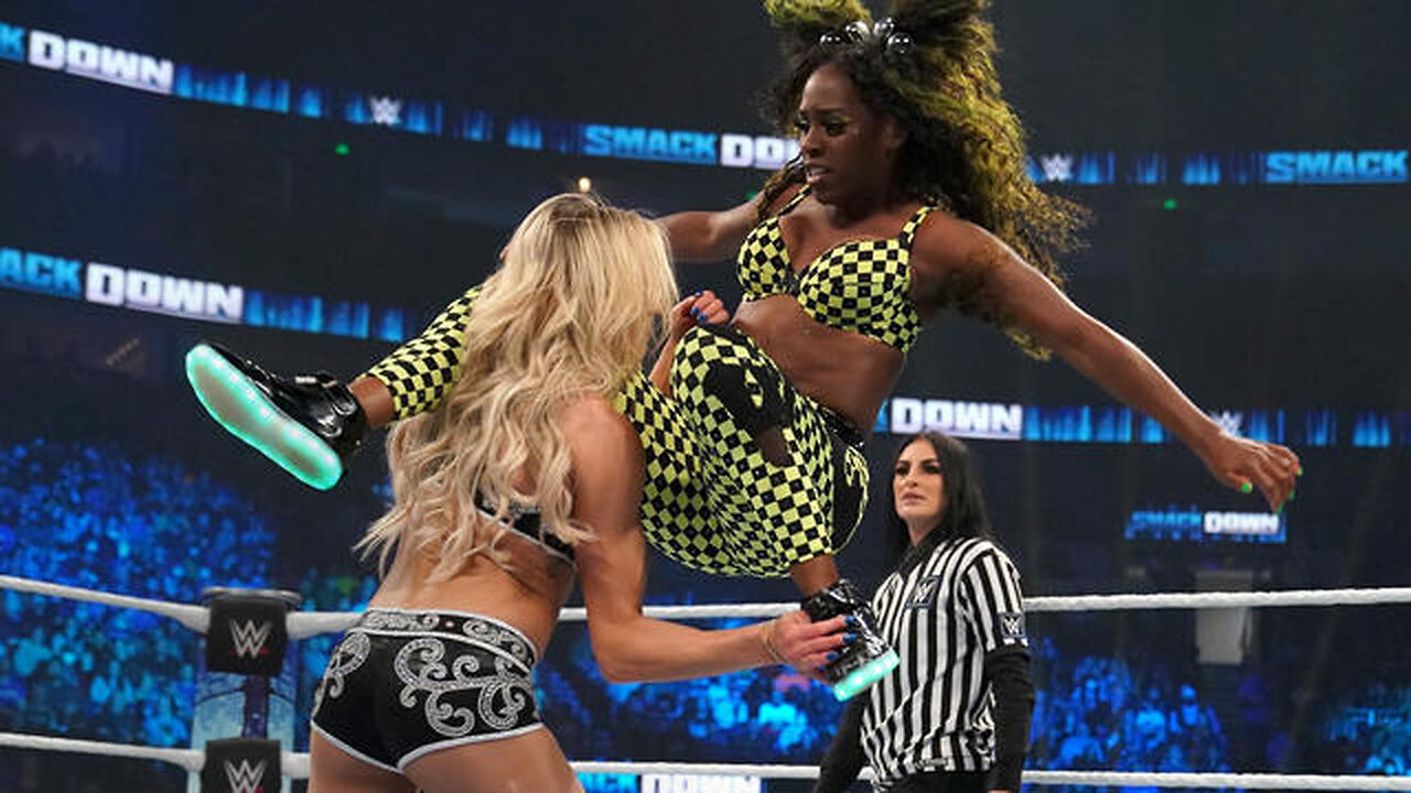 Naomi vs. Charlotte Flair: SmackDown, Jan. 21, 2022 @WWE