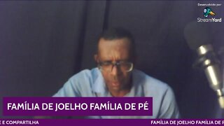 Família de Joelho Família de Pé