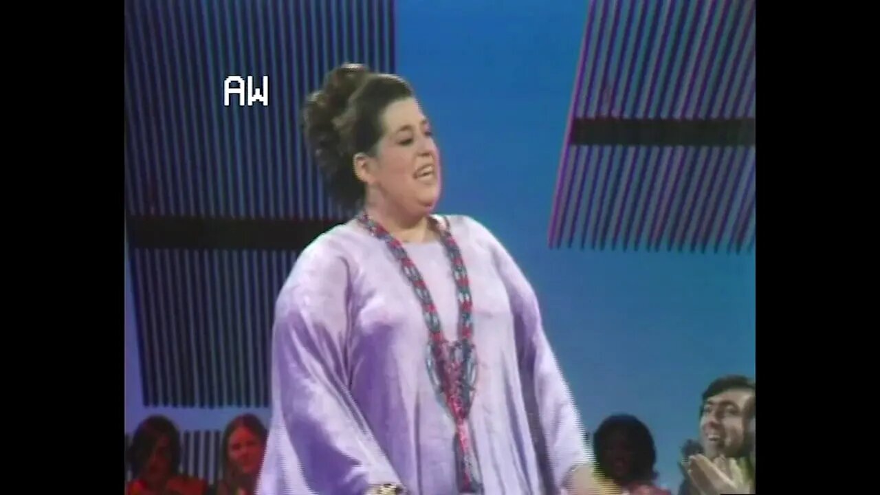 Mama Cass Elliot - "One Way Ticket" (Live on The Ray Stevens Show, 1970)