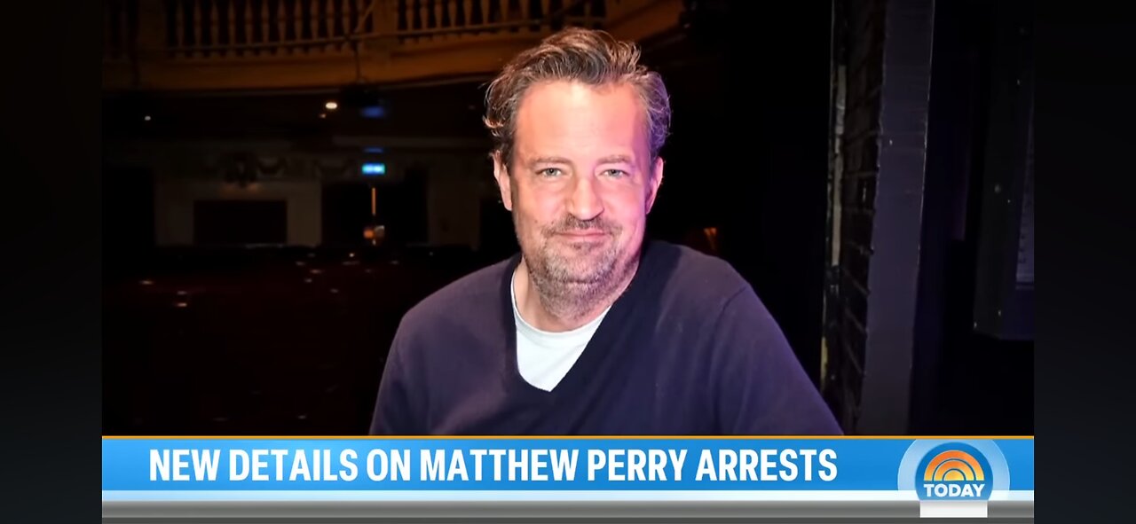 Matthew Perry the one where they catch the bad guys