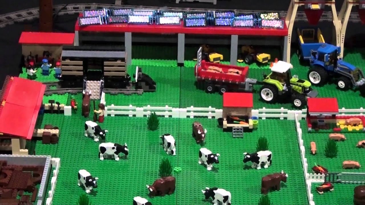 Lego Farm with cow milking machine and horses