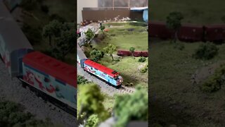 N Scale Christmas train