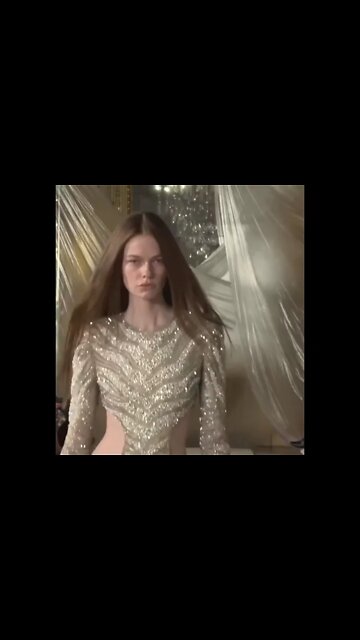 Roberto Cavalli RTW Spring/Summer 2022 Collection