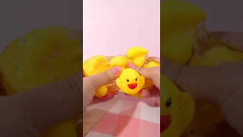 slime with toy ducks / asmr