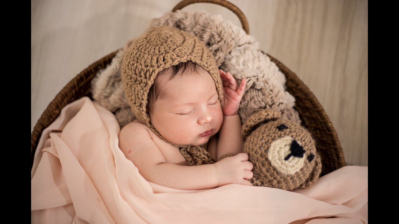 best lullaby for the Cute little baby sleeping