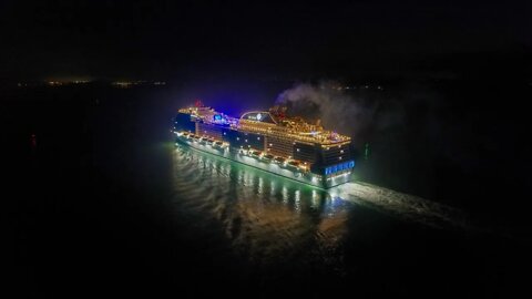 03/09/2022 5 cruise ships arriving into Southampton UK