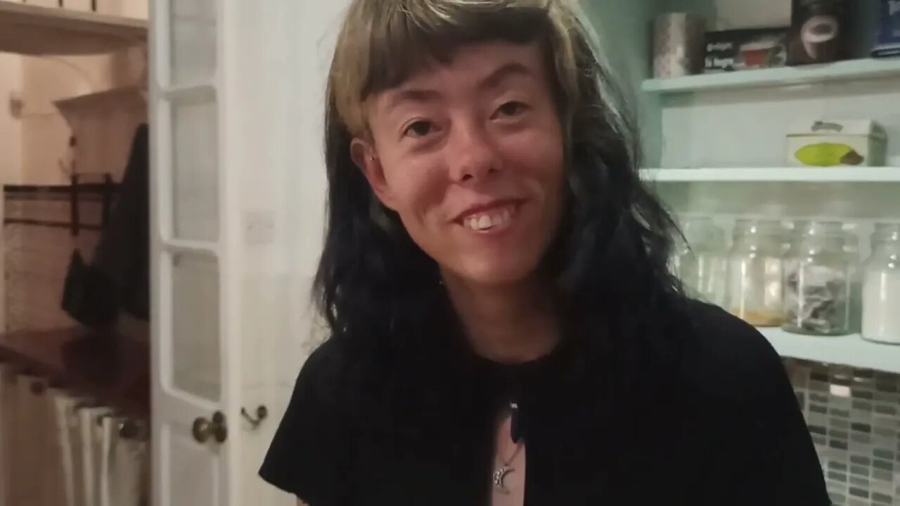 Toothless has teeth.