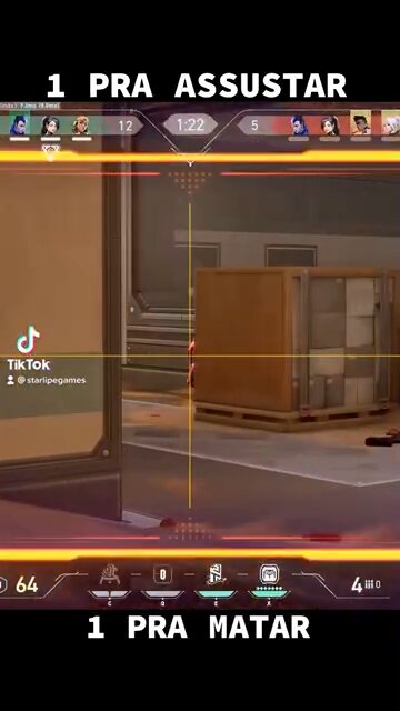 Um pra assustar - Valorant Moments