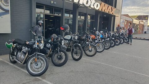 Perth Distinguished Gentlemen's Ride on Royal Enfield Twins