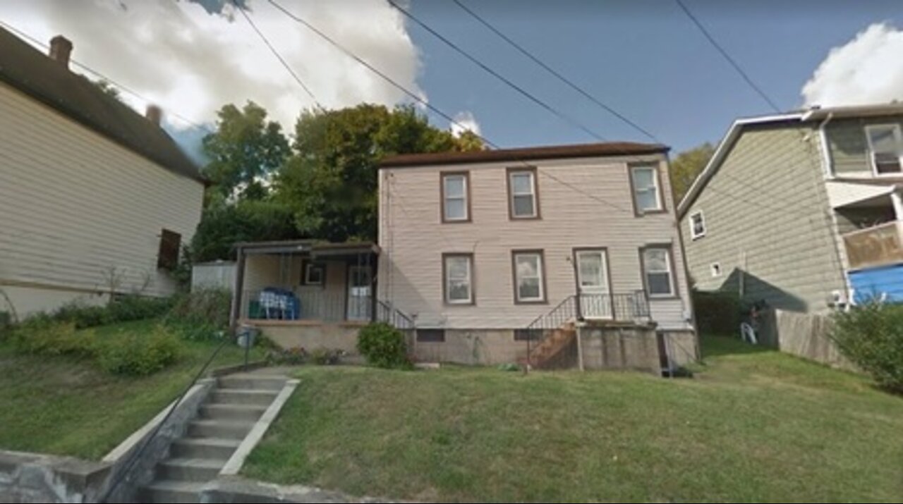 53 Vine St, Etna, PA 15228