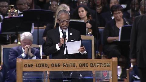 Rev. Al Sharpton reads letter from Obama at Aretha Franklin's funeral