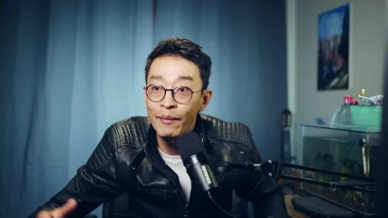 江泽民孙子江志成成为中国首富很多年了,我很好奇这个人是不是跟江泽民一样有点品味