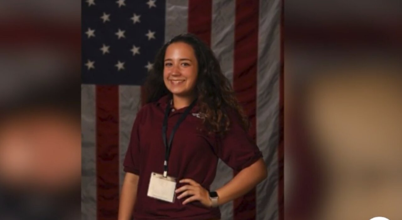 Local teen girl will be attending the Naval Academy, continuing a family tradition