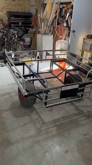 Frame is Done! Ready For The Wood. 👨‍🏭Chamberlin Family Farms #welding #trailer