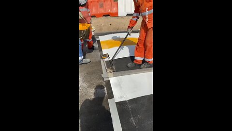 This has to be the most satisfying way of painting road markings! 🤩