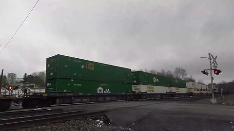 An empty coal west & an intermodal east BOGO