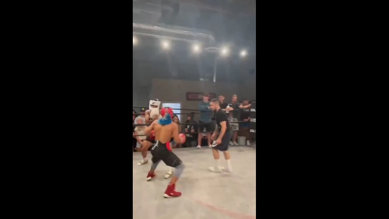 That knock out sound😲