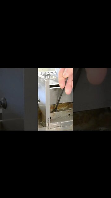 Using a Bondhus Ball End L-Wrench