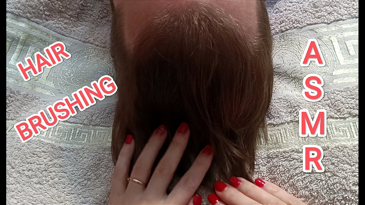 ASMR 💫 HAIR BRUSHING AND PARTING WITH SOFT CHEWING GUM