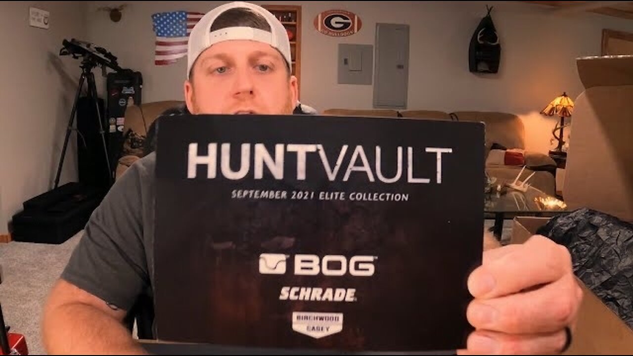 Huntvault Elite Sept 2021 Unboxing