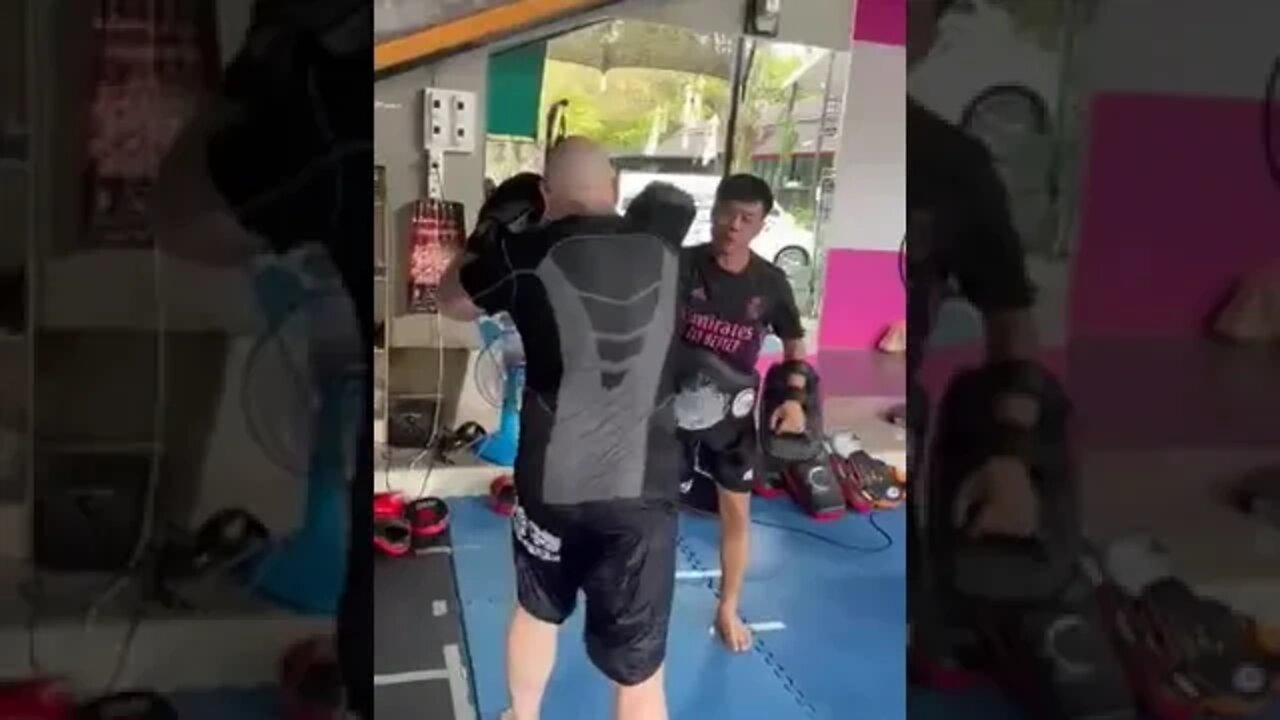 Muay Thai Training In Chiang Mai Thailand 🇹🇭 #muaythai #Chiang Mai #Thailand (1)