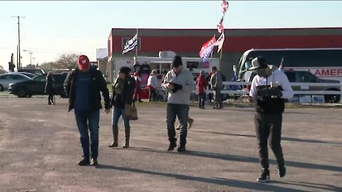 People line up to see president in West Salem Tuesday