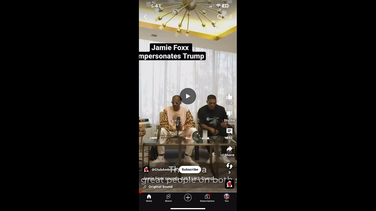 jamie fox, makes snoop dog laugh bc his trump impression