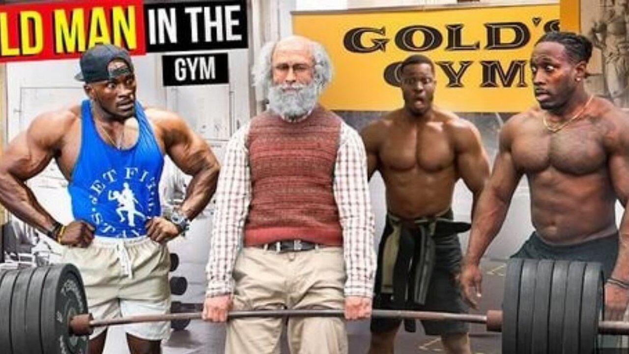 Prank Old Man Powerlifter At Muscle Beach