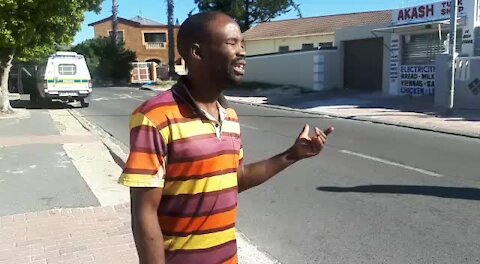 SOUTH AFRICA - Cape Town - Pakistani shop shooting (Video) (vsd)