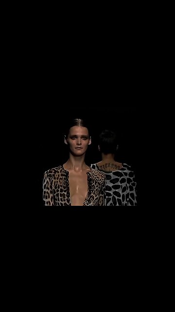 Carmen Kass for YSL Spring/Summer 2002