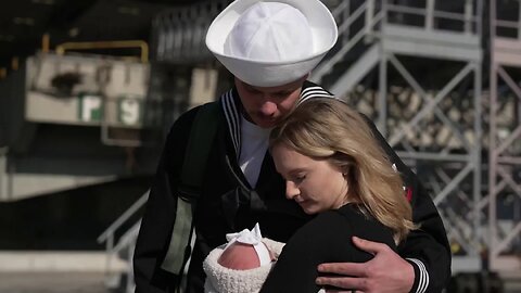 3,500 U.S. Navy sailors, service members reunite with families ahead of holiday celebrations