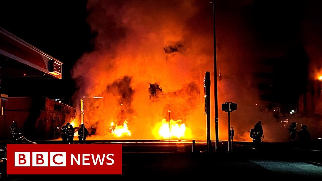 Petrol tanker crash causes massive fire in Long Island, New York - BBC News