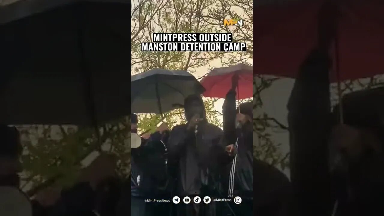 Hundreds In England Protest Detention Camp