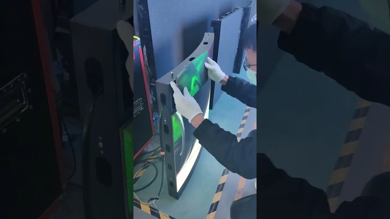 The installation of the led soft module is like playing a jigsaw puzzle#shorts #leddisplay